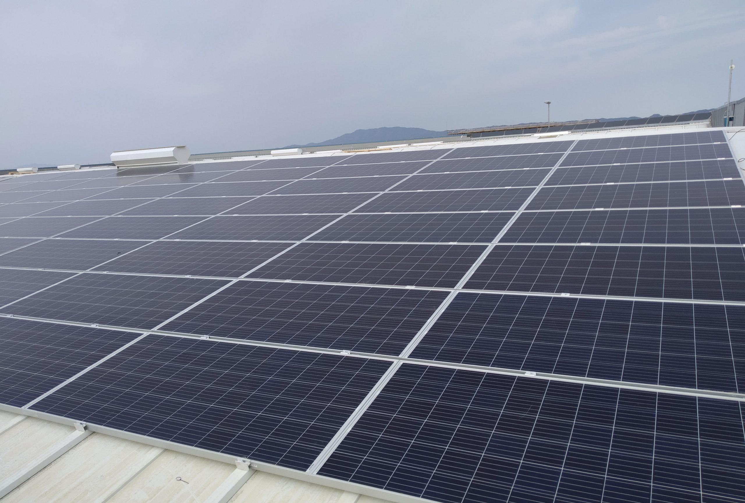 servicios autoconsumo-fotovoltaico paneles