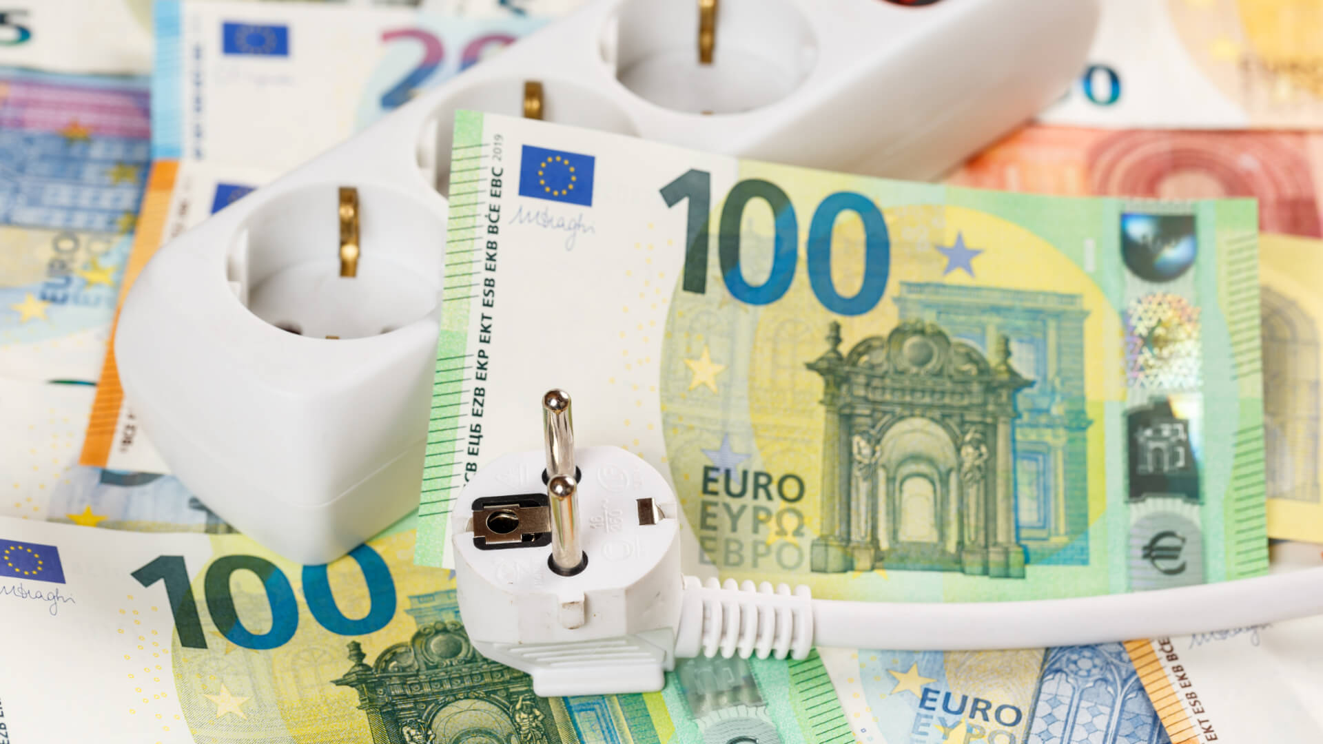 Tenemos la herramienta que te dice cuándo es más barato usar electricidad